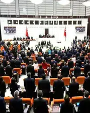 Meclis’te yeni dönem: Doğum izni süresi uzatıldı, sosyal medya ve oyun platformlarına sıkı denetim geliyor