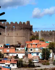 Diyarbakır'da kavurucu sıcaklar zirve yaptı: Termometreler 44 dereceyi gösterdi