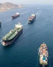Küresel ticaretin kalbi durdu: Hürmüz Boğazı'nda sular ısınıyor