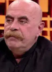 Ünlü yönetmen Ezel Akay'dan şoke eden haber: Bursa'daki operasyonda gözaltına alındı