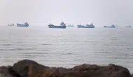 Hürmüz Boğazı'nda tansiyon zirvede: ABD'den hava harekatı, İran'dan geçişleri durdurma kararı