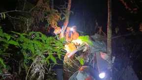 Endonezya’da korkutan kaza: Helikopter düştü, 8 can kaybı