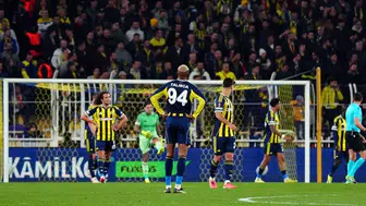 Fenerbahçe, Nottingham Forest’a 3-0 Yenildi: Tur Zora Girdi