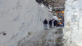 Kulp’ta çığ su kaynağını vurdu! 6 günlük mücadeleyle akış normale döndü