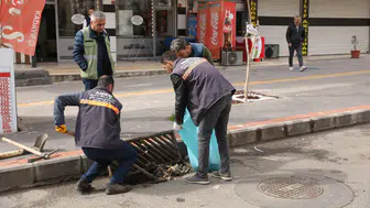 Diyarbakır’da yağmur öncesi alarm: Mazgallardan 270 ton atık çıkarıldı