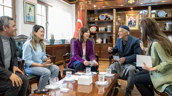 Diyarbakır’da “halk buluşması”! Eşbaşkan Serra Bucak talepleri dinledi