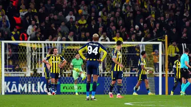 Fenerbahçe, Nottingham Forest’a 3-0 Yenildi: Tur Zora Girdi
