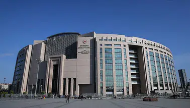 10 yıllık davada karar çıktı: Demirtaş’ın avukatına 7 ay 15 gün hapis