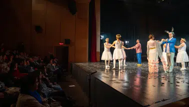 Diyarbakır’da Shakespeare rüzgarı! Kürtçe uyarlama ayakta alkışlandı