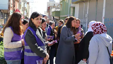 Büyükşehir’den 8 Mart’ta çok dilli broşür çalışması