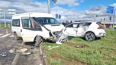 Diyarbakır’da öğrenci servisi kazası! Çok sayıda yaralı var