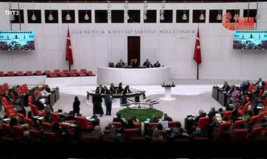 Meclis’te tansiyon yükseldi! DEM Parti ve AK Parti vekilleri karşı karşıya geldi