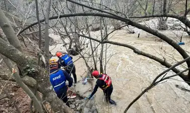 Şemdinli’den gelen acı haber: Dereye düşen küçük Osman’dan geriye hüzün kaldı