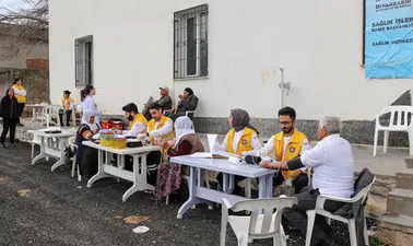 Diyarbakır’da dikkat çeken çalışma! Kadınlar için sahaya çıktılar