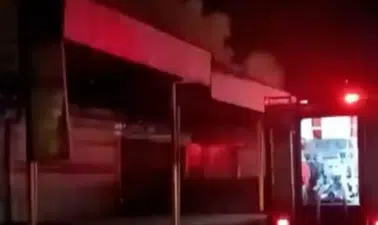 SON DAKİKA:Diyarbakır’da sanayi sitesinde yangın!