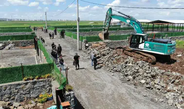 Diyarbakır’da tartışmalı yıkım kararı: Depremzedeler “barınma hakkımız ihlal ediliyor” dedi