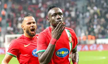 Diagne rekora koşuyor: 1. Lig tarihine 4 gol kaldı