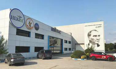 Dünya Üçüncüsü Milli Sporcu Ahmet Koç'tan Hekim İlaç'a Ziyaret