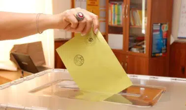 Diyarbakır'da sandık tahmini: DEM Parti farkı açtı, işte partilerin son oy oranları