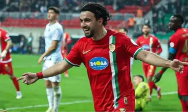 Amedspor'un şampiyonluk mimarlarından Sinan Kurt 1. Lig yolcusu: Yeni adresi belli oldu