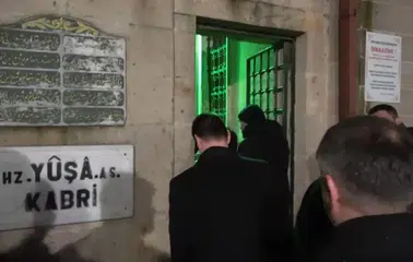 Hz. Yuşa Türbesi’nde Otopark ve Tuvalet Ücretine Tepki