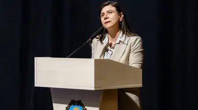 Diyarbakır’da “Anadil ve Eğitim” Paneli: “Çok dilliliği savunuyoruz”