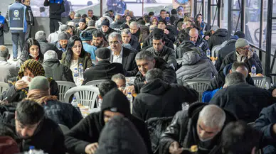 Dağkapı ve Bağlar’da iftar coşkusu! Eşbaşkanlar yurttaşlarla oruç açtı