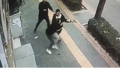 Diyarbakır’da tetiği çekti, silah tutukluk yaptı! O anlar kamerada