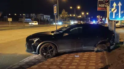 Batman’da kafa kafaya çarpışma! Kavşakta feci kaza: 1 yaralı