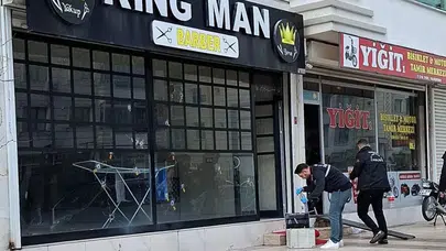 Diyarbakır'da berbere silahlı saldırı: Kurşunlar üst kattaki daireye de isabet etti