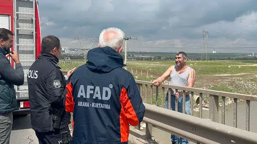 Diyarbakır’da köprüde ölümle burun buruna! Son anda vazgeçirildi