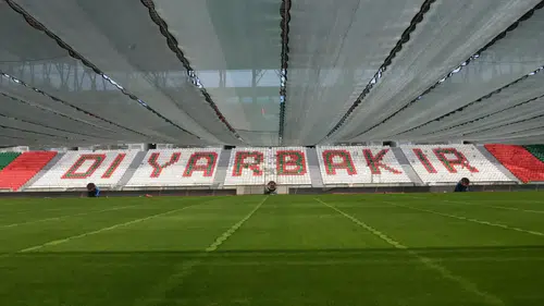 Diyarbakır’da 40 derece alarmı: Amedspor sahası için dev teknoloji