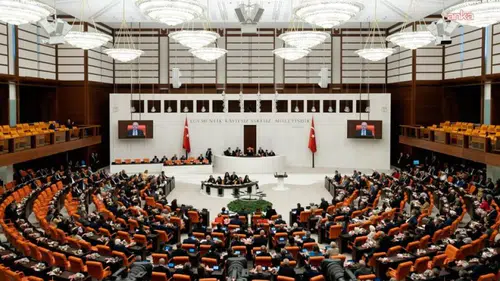 Meclis’te Emekli Maaşı Mesaisi: Muhalefetten "Sefalet" Tepkisi, İktidardan "Ekonomik Koşul" Savunması
