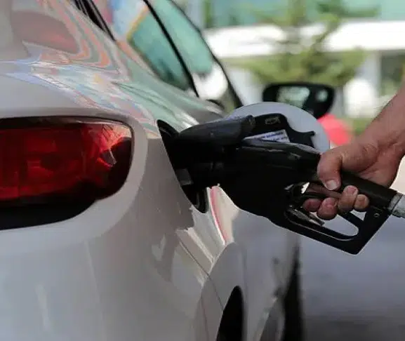 Motorin ve benzinde büyük indirim: Bu gece başlıyor