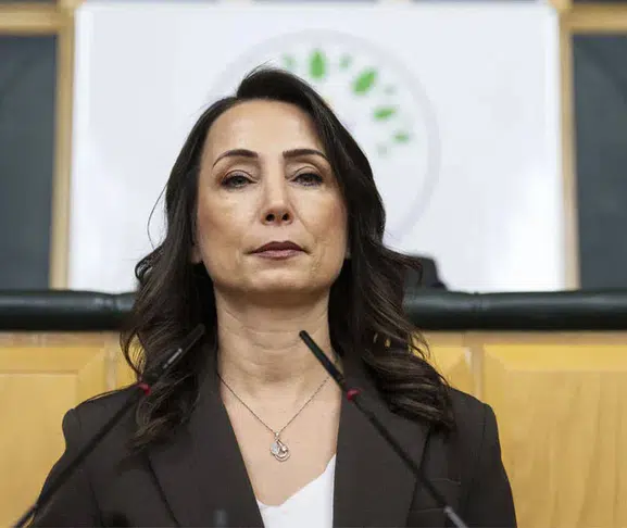 DEM Parti’den kritik çağrı: Çerçeve yasa olmadan olmaz