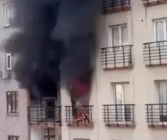 Diyarbakır’da 7 katlı binada yangın: 1’i ağır 5 kişi etkilendi