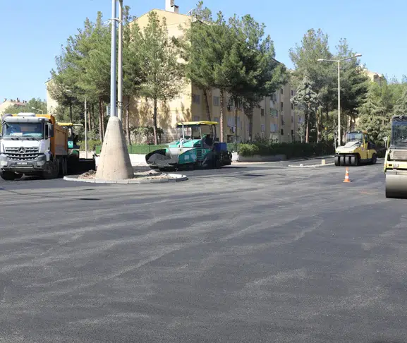 Diyarbakır Büyükşehir Belediyesi’nden dev asfalt hamlesi: 25 kilometrelik yol yenilenecek