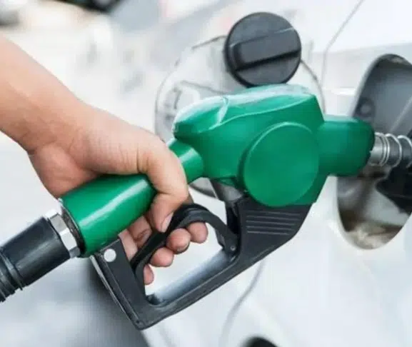 Akaryakıta gece yarısı zammı: Motorin fiyatları yeniden yükseldi