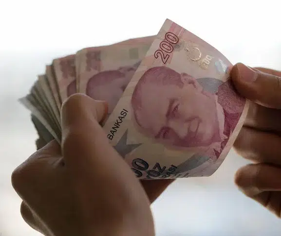 Emeklinin gözü kulağı bu açıklamadaydı: Kurban Bayramı ikramiyesi netleşti