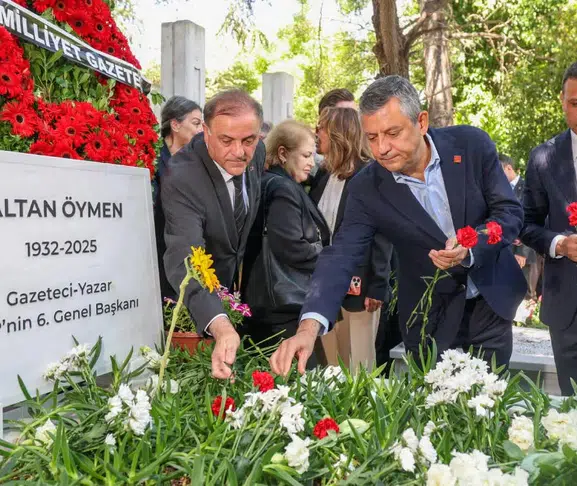CHP’de sular durulmuyor: Özgür Özel rotayı yeni partiye kırdı, isim için geri sayım başladı