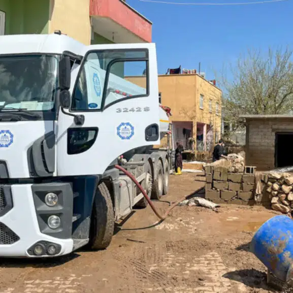 DİSKİ’den Kurtalan’a acil müdahale: Sel sonrası sahada yoğun çalışma