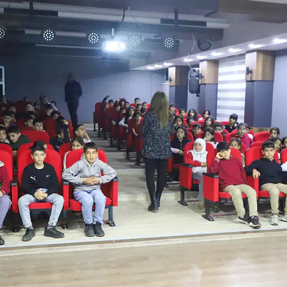 Diyarbakır’da “Su Elçileri” projesi büyüyor! 5 bin 819 öğrenciye ulaşıldı