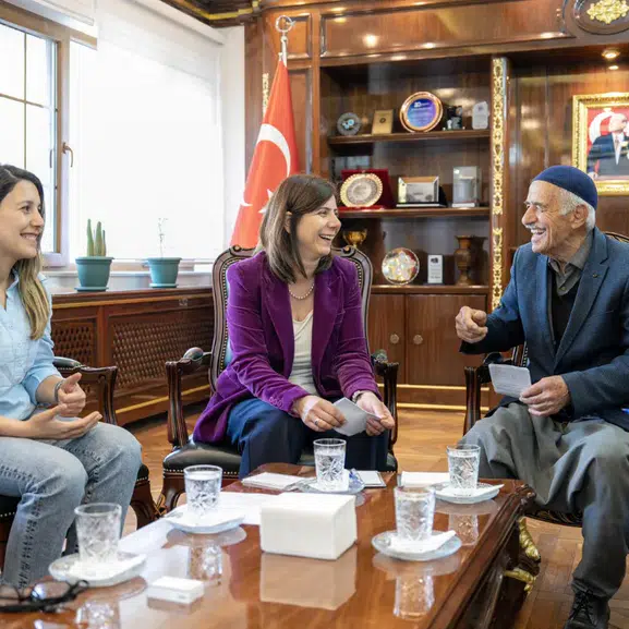 Diyarbakır’da “halk buluşması”! Eşbaşkan Serra Bucak talepleri dinledi