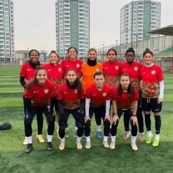 Amedspor Kadın Takımı'nda flaş gelişme: Sevilay, Tuğçe ve Aleyna ayrıldı