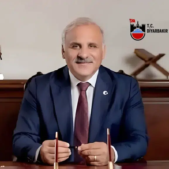 Diyarbakır Valisi Zorluoğlu'ndan 15 Temmuz mesajı: Demokrasi zaferi hafızalarımızda taptaze