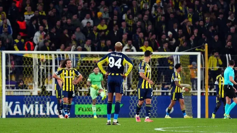 Fenerbahçe, Nottingham Forest’a 3-0 Yenildi: Tur Zora Girdi