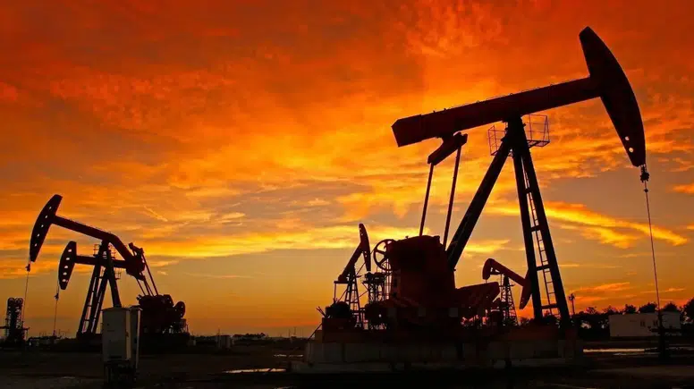 Ortadoğu gerilimi petrolü tırmandırdı: Brent 104 doların üzerinde