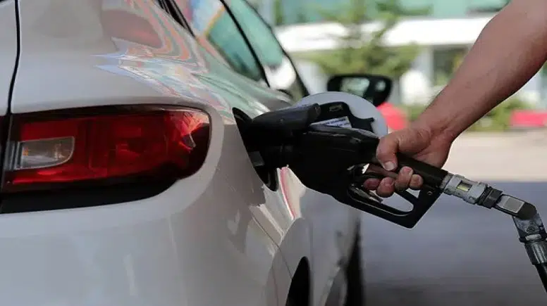Motorin ve benzinde büyük indirim: Bu gece başlıyor