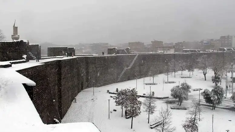 Meteoroloji’den Diyarbakır’a kritik uyarı: Sağanak ve kar geliyor