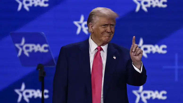 Trump'tan Hürmüz hamlesi: Özgürlük Projesi'ne geçici mola